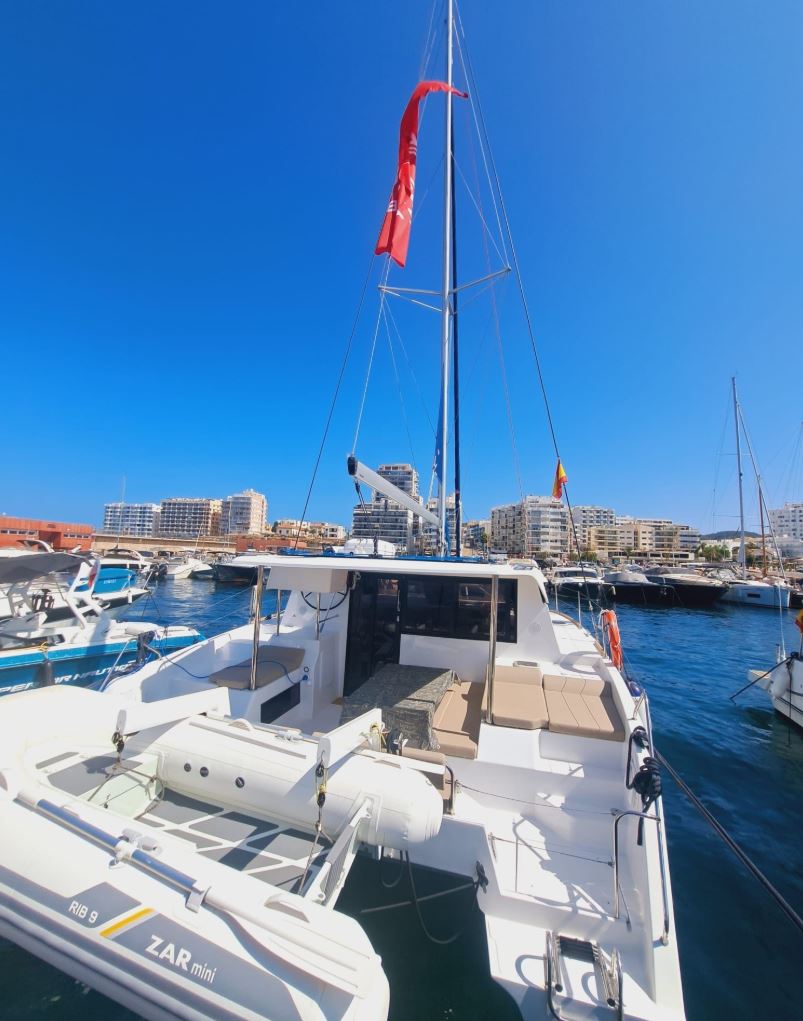 Catamaran para grupos