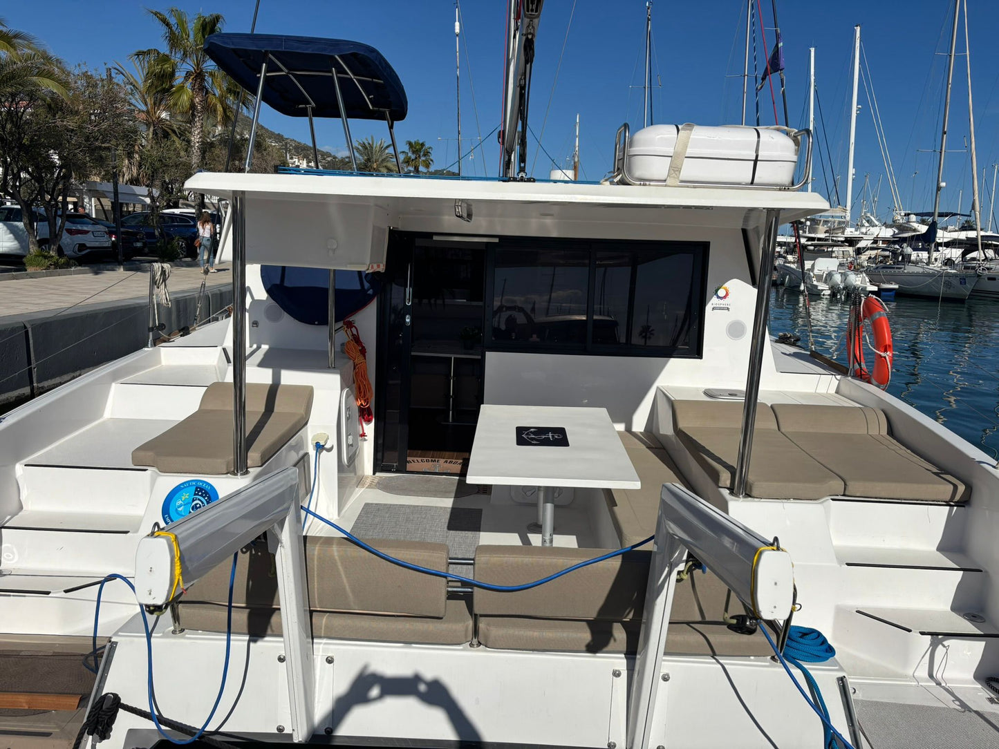 Alquiler catamarán